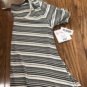 LuLaRoe Perfect T